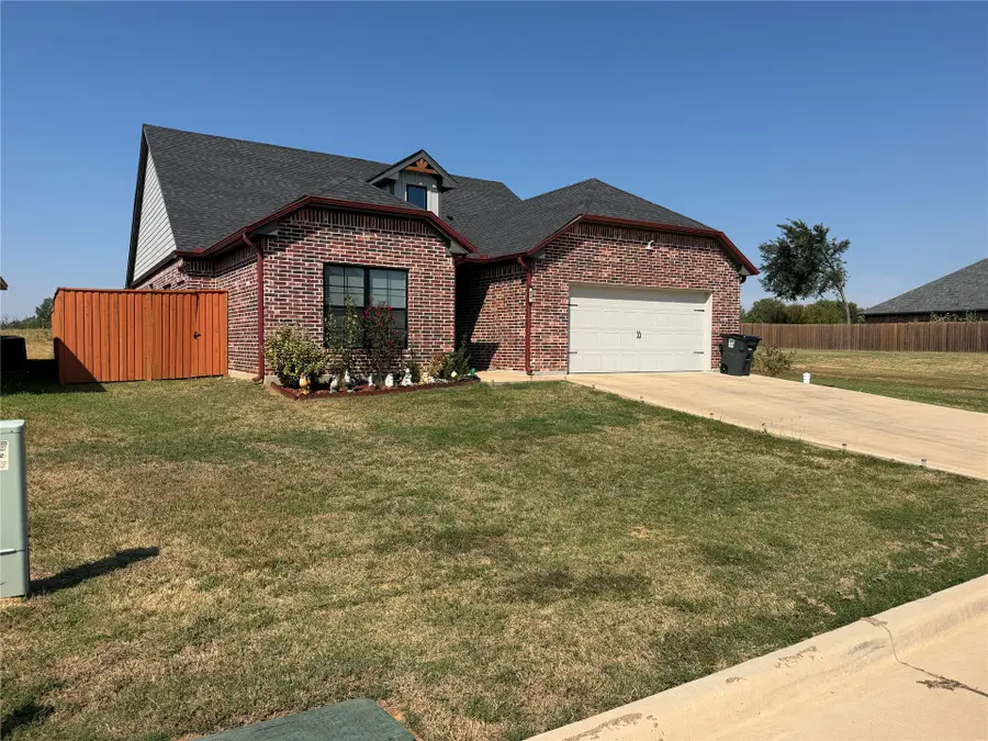 859 Springfield Court, Durant, OK 74701 - #2