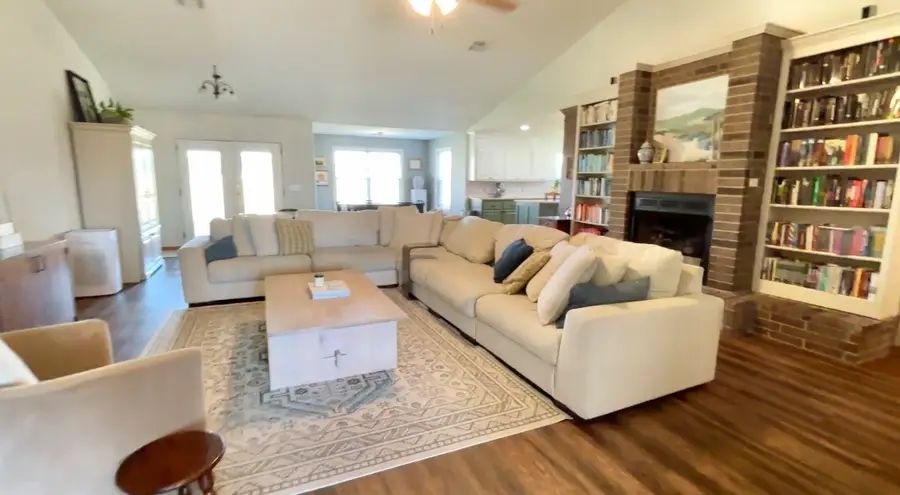 200 Marsden Street, Ardmore, OK 73401 - #3