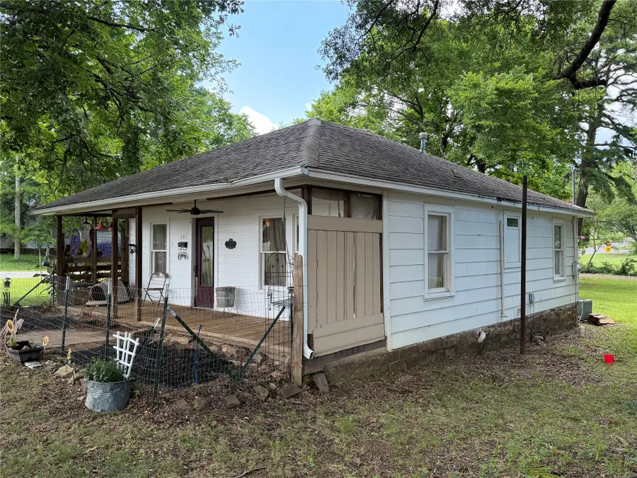 301 E Ada Street, Wilburton, OK 74578 - #3