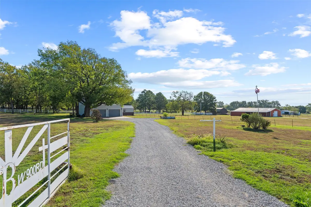 393881 W 900 Road, Copan, OK 74022 - #1