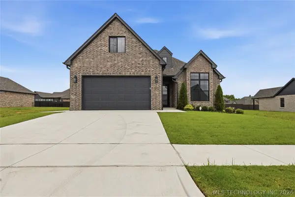 3709 W Laredo Street, Broken Arrow, OK 74012