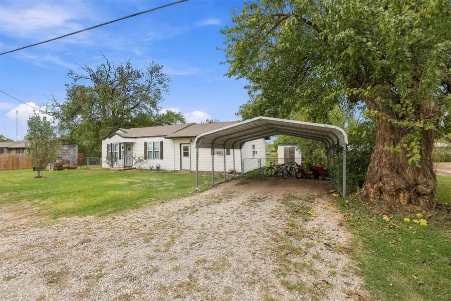 104 Court, Caddo, OK 74729 - #3