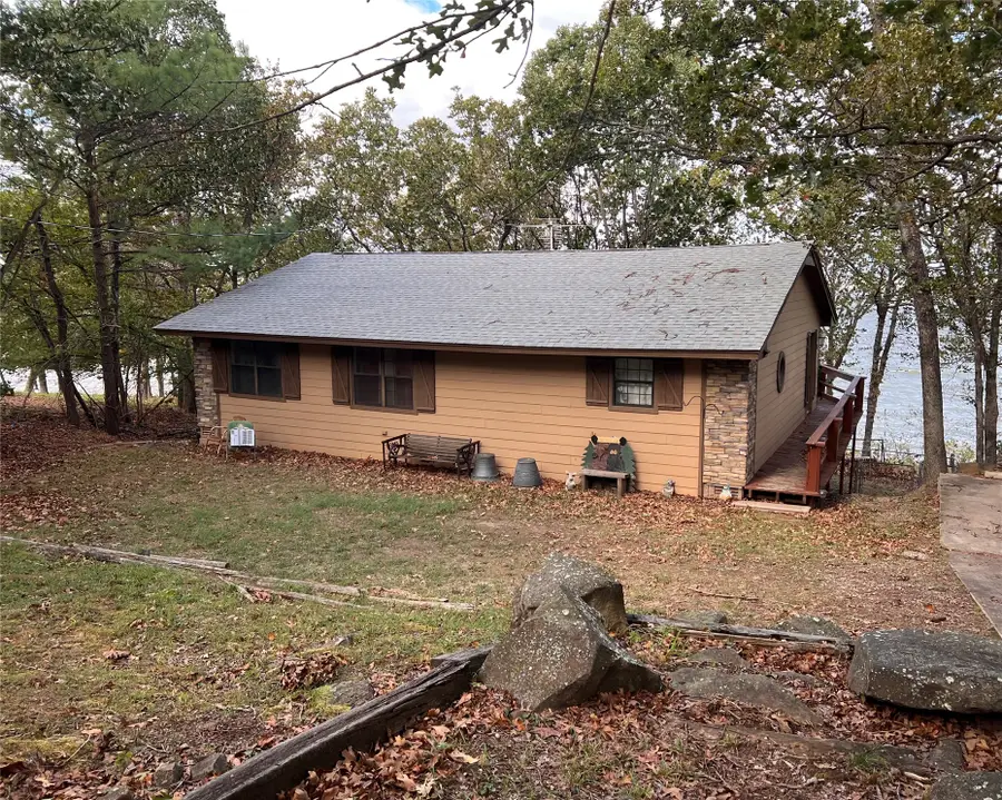 1526 Robin Hood Road, Eufaula, OK 74432 - #2