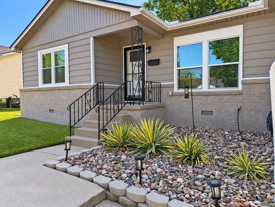 5810 E 20th Street, Tulsa, OK 74112 - #3