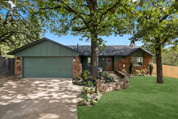 2301 W Oklahoma Place, Tulsa, OK 74127