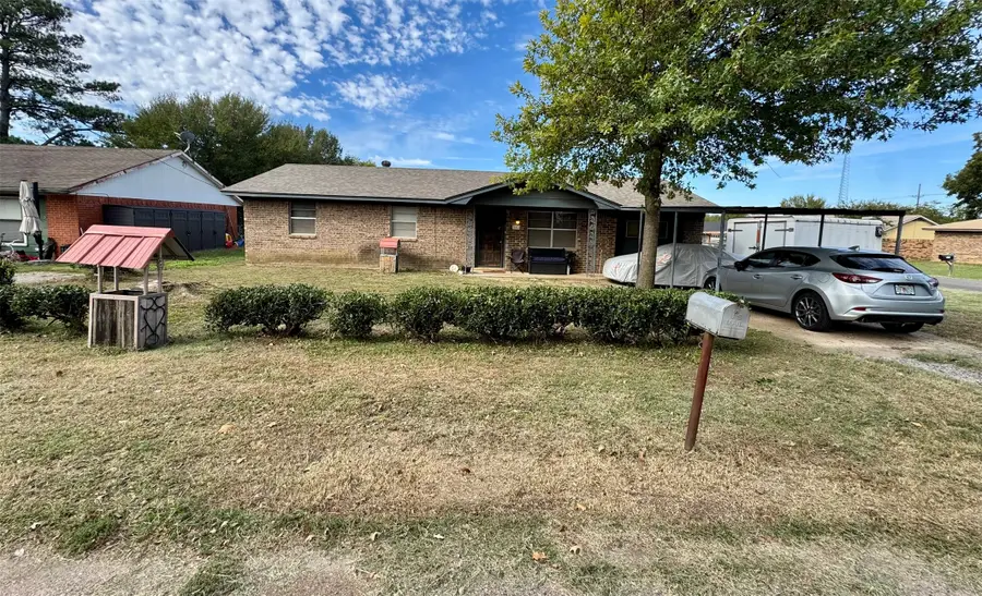 201 NE 18th, Durant, OK 74701 - #2