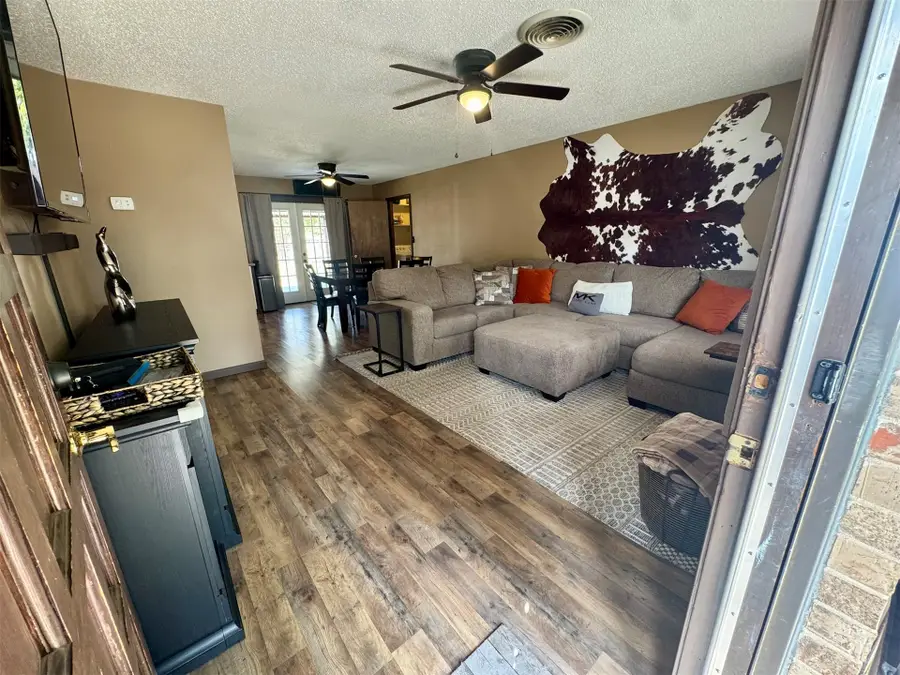 201 NE 18th, Durant, OK 74701 - #3