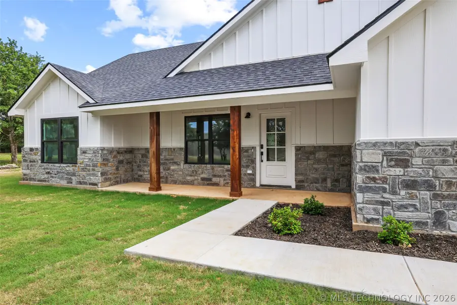 6914 Sims, Colbert, OK 74733 - #2