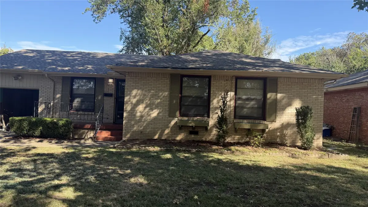 3811 S Jamestown Avenue, Tulsa, OK 74135 - #1