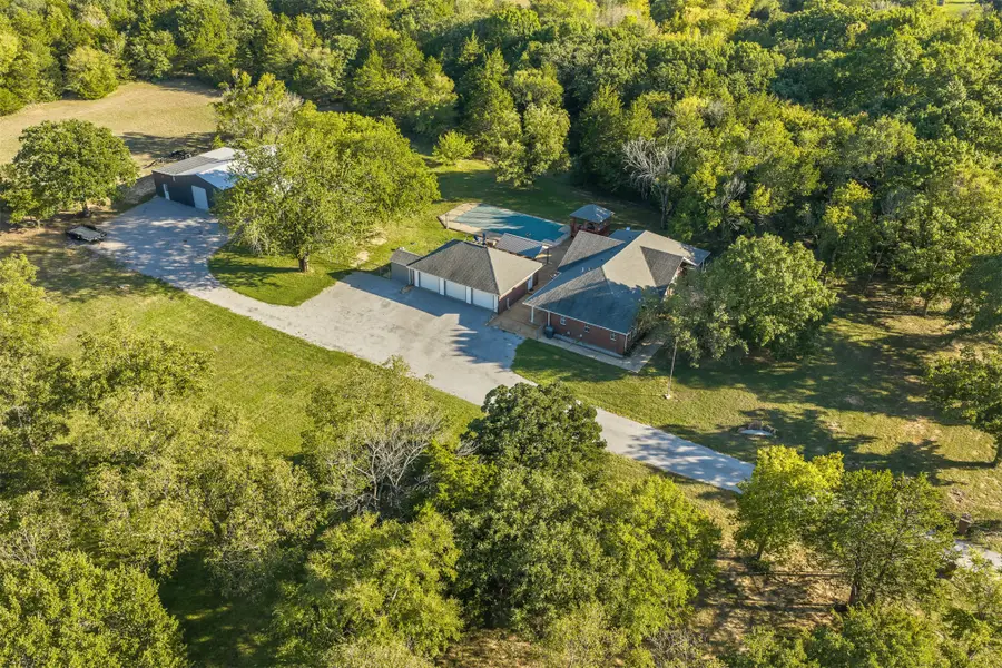 2410 Hedges Road, Ardmore, OK 73401 - #2