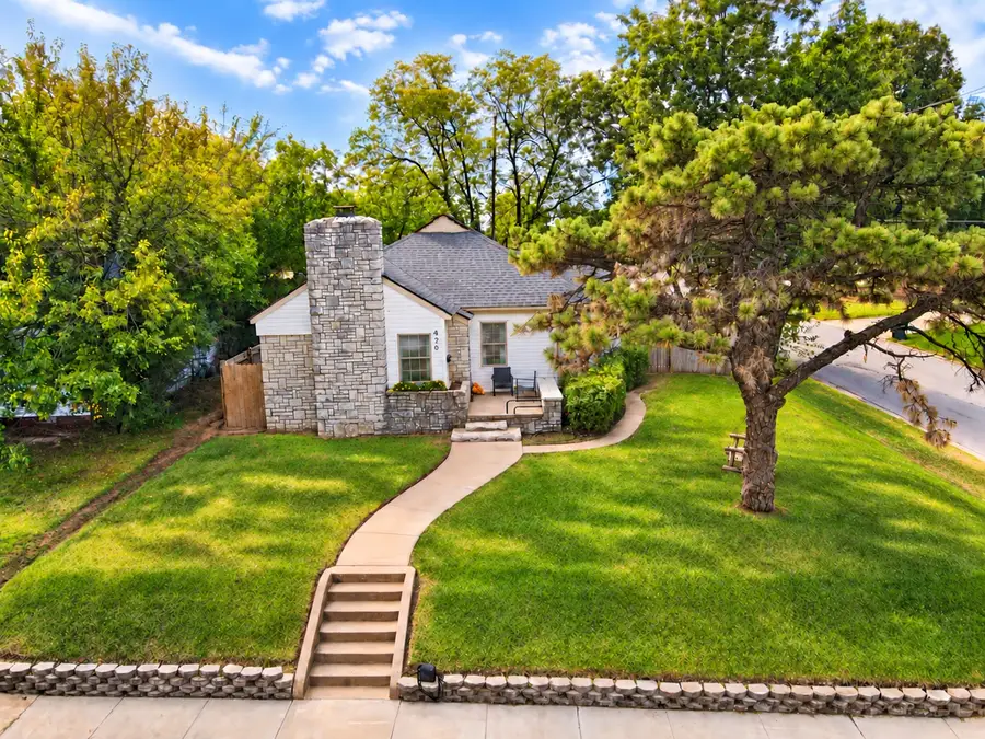 420 NW 11th Avenue Nw, Ardmore, OK 73401 - #2