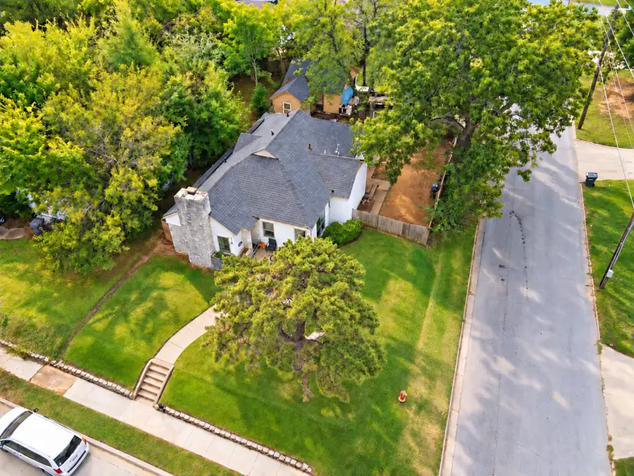 420 NW 11th Avenue Nw, Ardmore, OK 73401 - #3