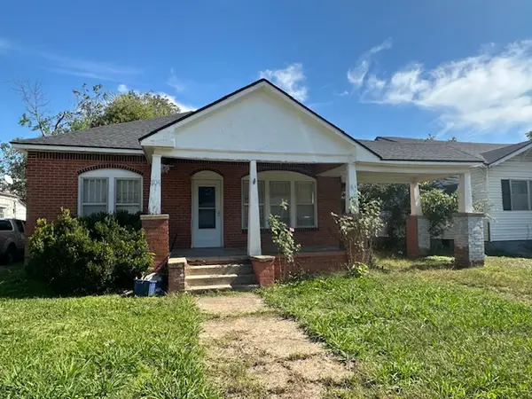 904 S Cherry Street, Ada, OK 74820