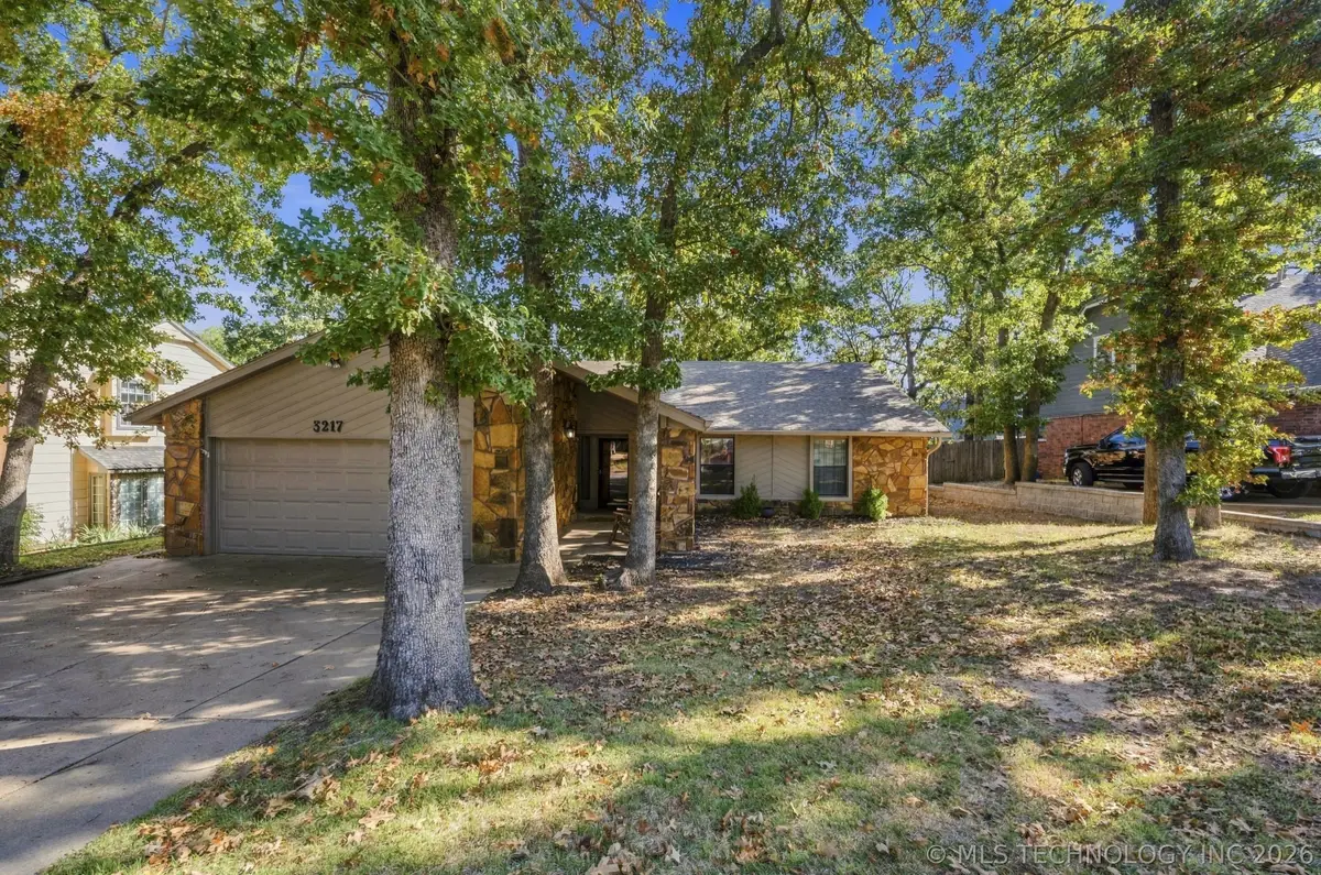 3217 Bermuda Avenue, Sand Springs, OK 74063 - #1