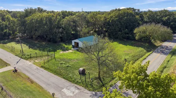 1324 E Mckinley Road, Okmulgee, OK 74447