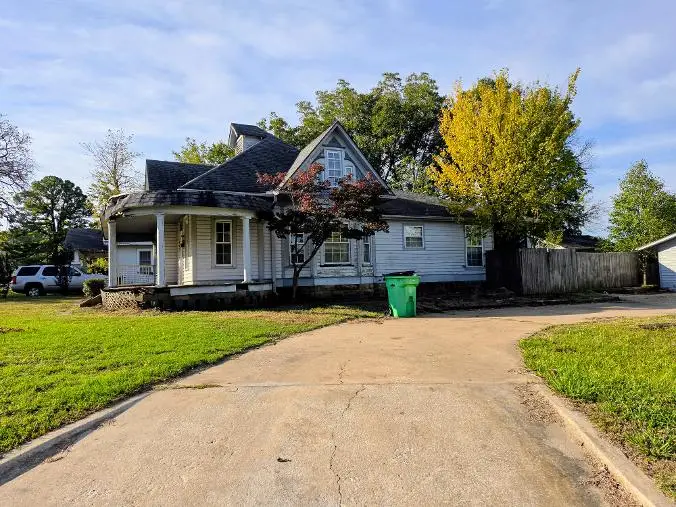 501 S 3 Street, Okemah, OK 74859 - #2
