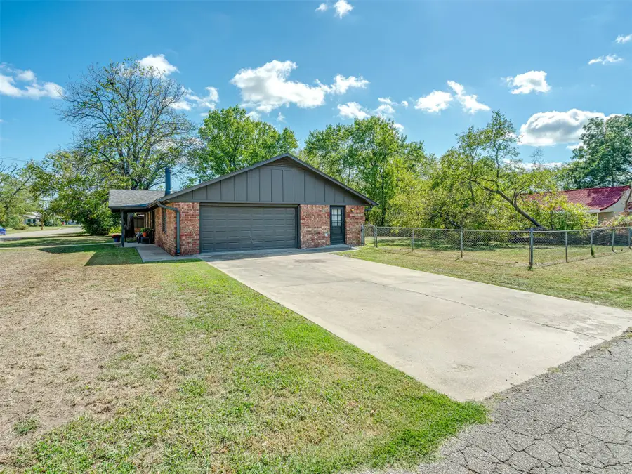 120 W 4th Street, Hominy, OK 74035 - #3