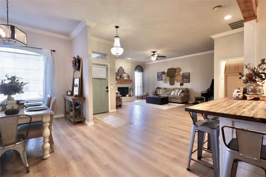 1307 Castle Creek Street, Shawnee, OK 74804 - #3