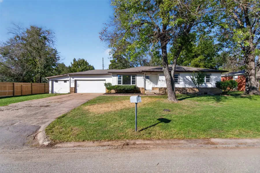 1315 NE 3rd Place, Pryor, OK 74361 - #3