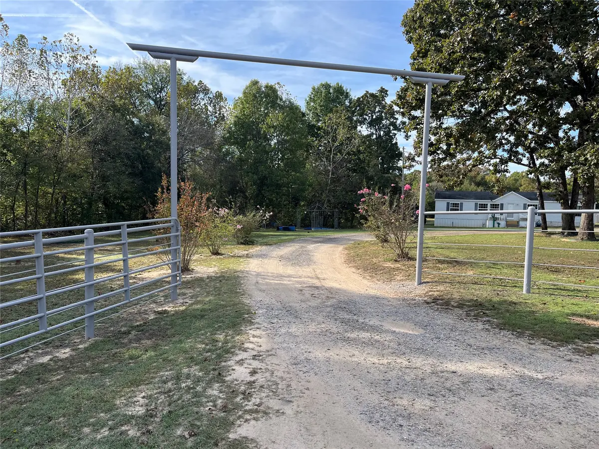 386033 E County Road 1140 Road E, Weleetka, OK 74880 - #1
