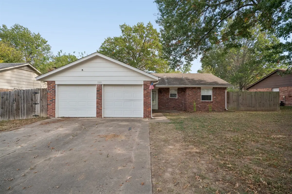 520 Queens Road, Muskogee, OK 74403 - #1