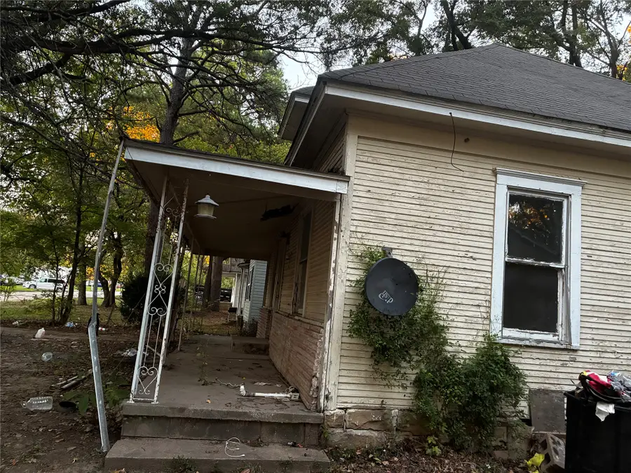 922 Creek Street, Muskogee, OK 74403 - #2