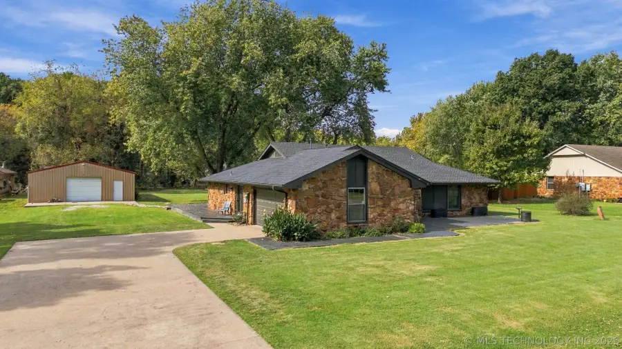 8206 S 43rd West Avenue, Tulsa, OK 74132 - #2