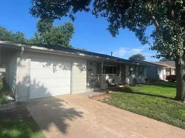 1910 20th, Woodward, OK 73801