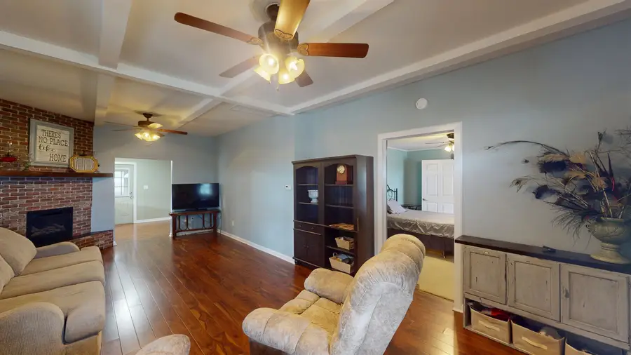 717 S Main St, Mooreland, OK 73852 - Image #3