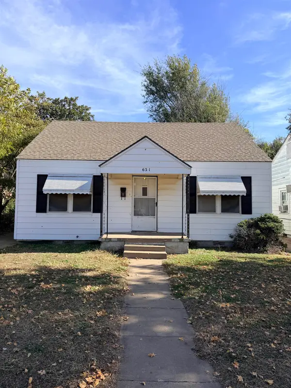 621 N 12th St, Enid, OK 73701