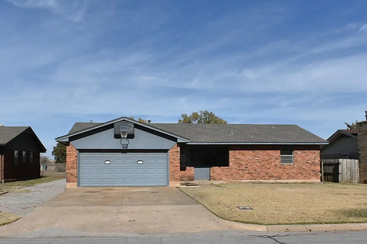 3110 Brooks Dr, Enid, OK 73701 - Image #1