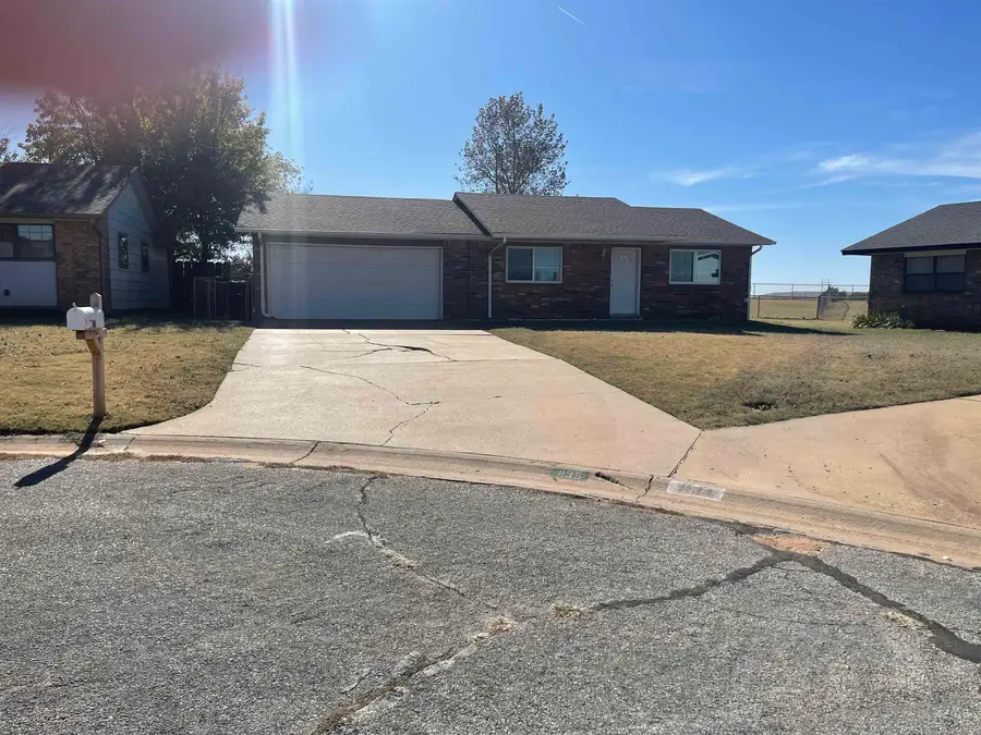 1135 Hillside, Enid, OK 73701 - Image #2