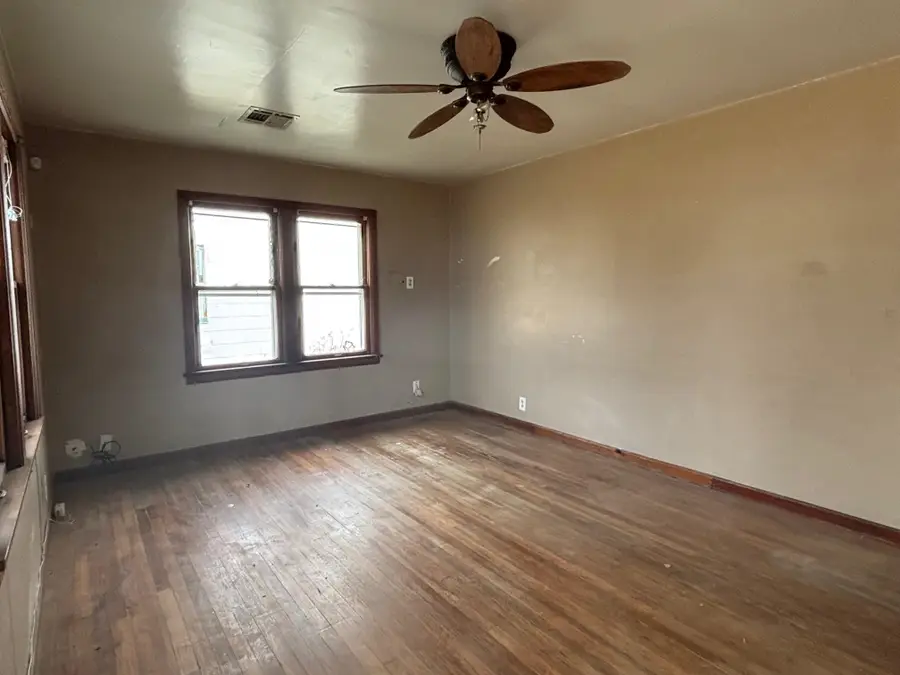 1621 S Madison, Enid, OK 73701 - Image #2