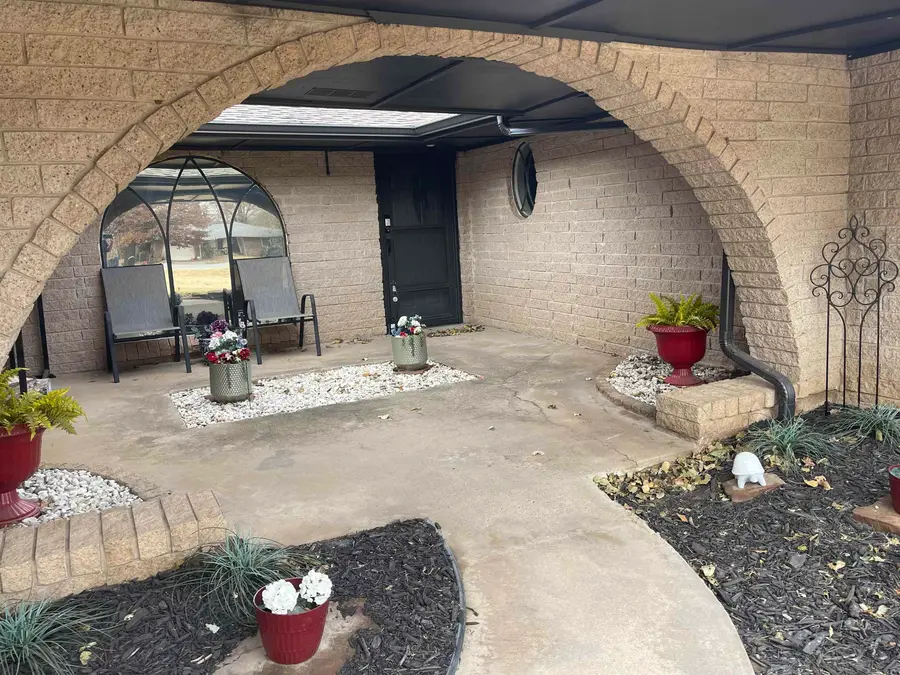 4301 Unruh, Enid, OK 73703 - Image #2