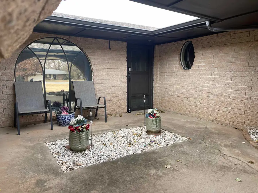 4301 Unruh, Enid, OK 73703 - Image #3