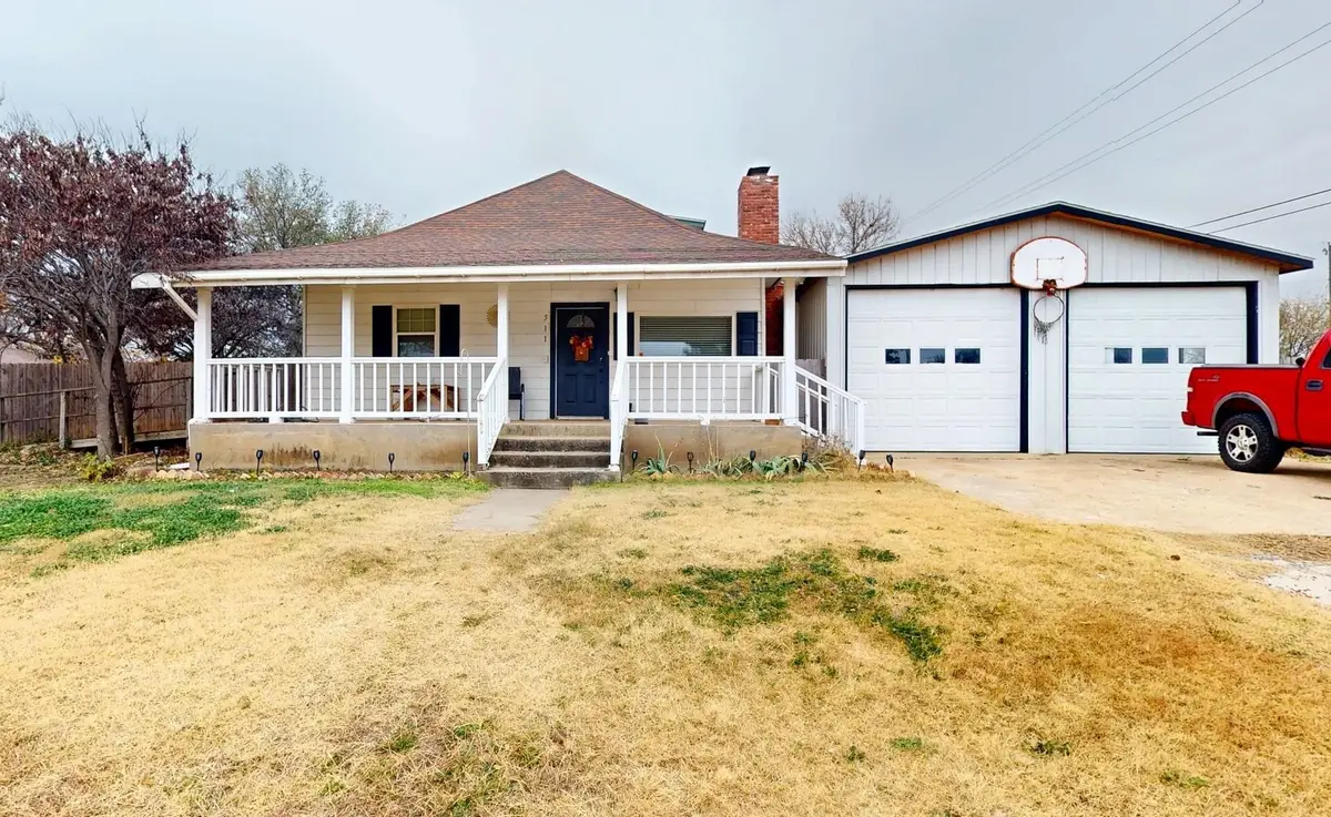 511 4th St, Fort Supply, OK 73841 - Image #1