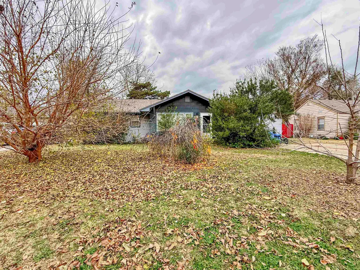 1715 18th Street, Woodward, OK 73801 - Image #1