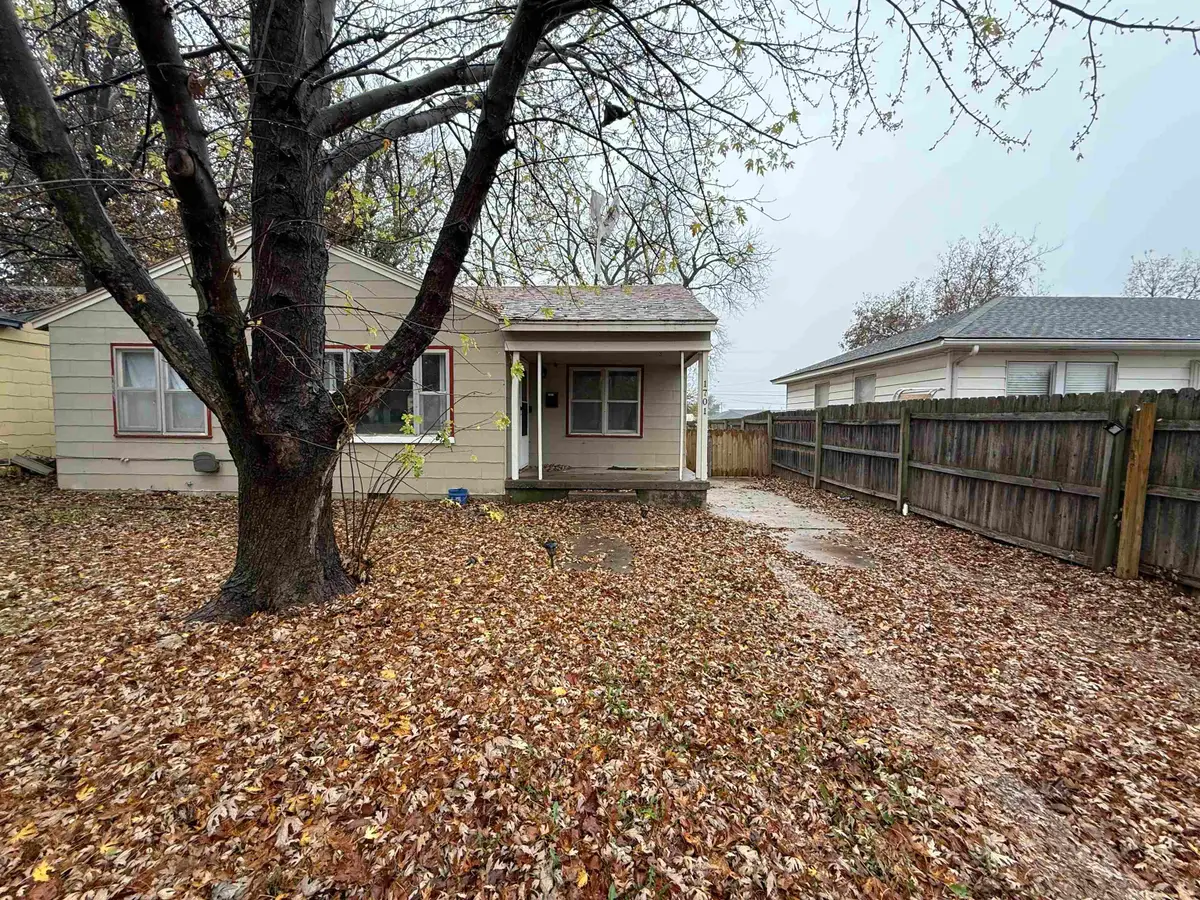 1701 E Oklahoma, Enid, OK 73701-9999 - Image #1