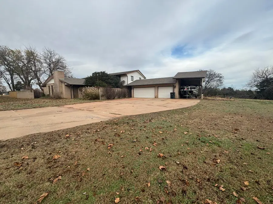 725 Morningside PL, Enid, OK 73701 - Image #3
