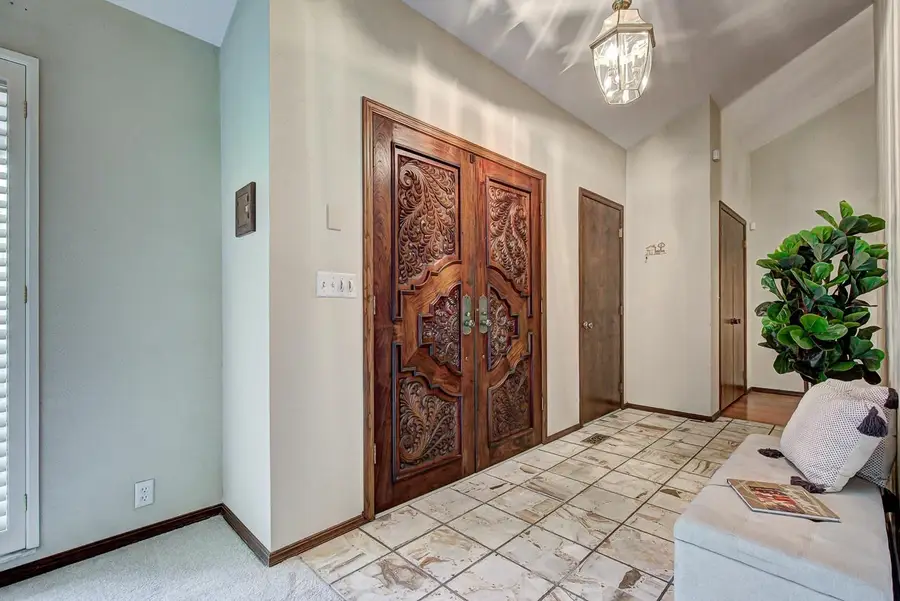 2550 Homestead Rd, Enid, OK 73703 - Image #2