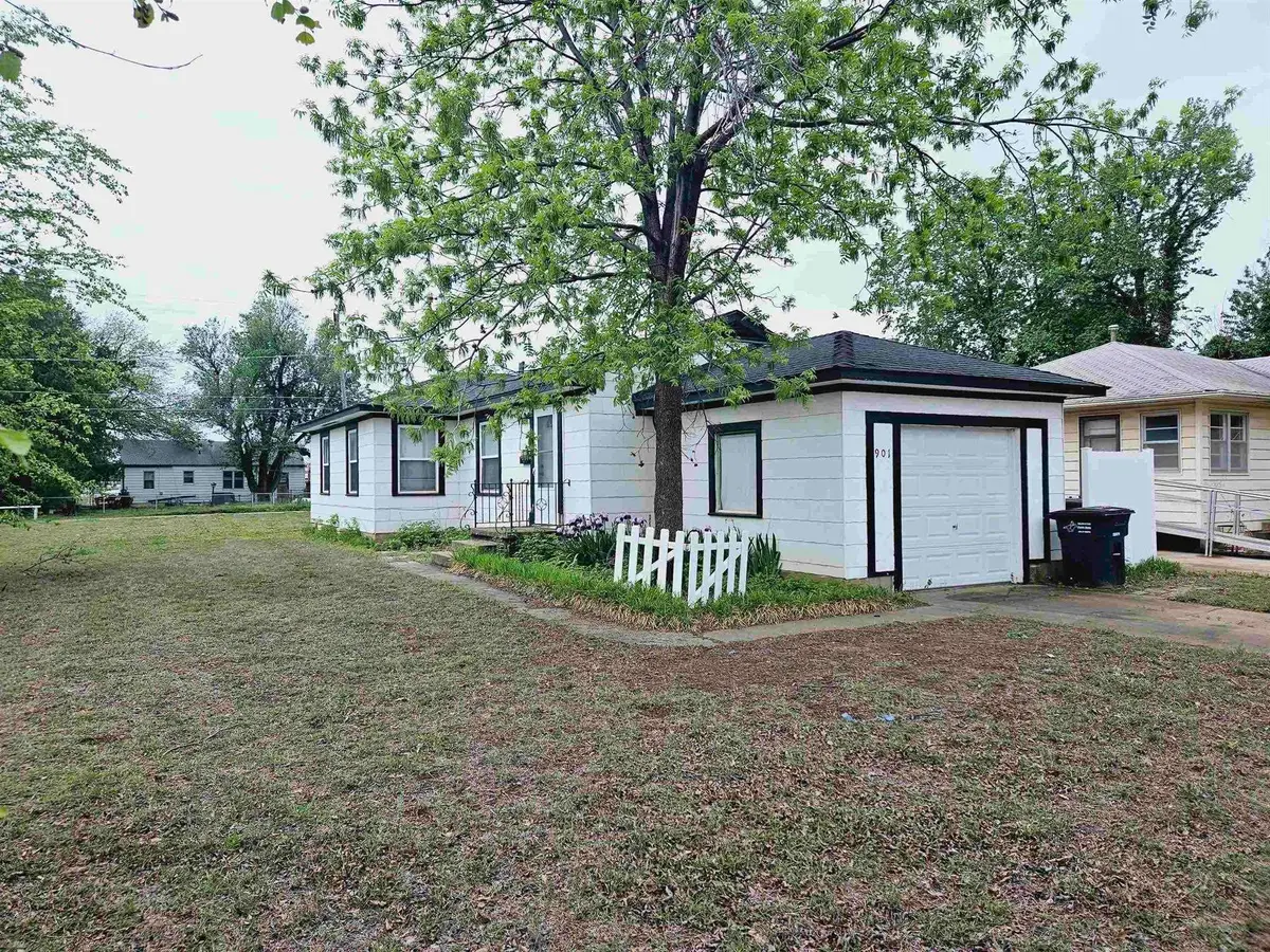 901 W Illinois, Enid, OK 73701 - Image #1