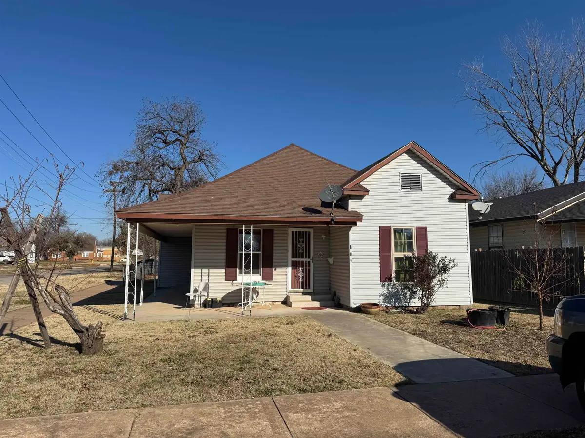 802 E Oklahoma, Enid, OK 73701 - Image #1