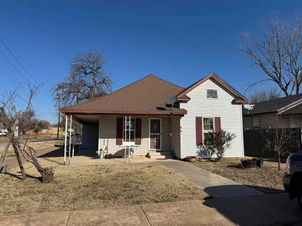802 E Oklahoma, Enid, OK 73701