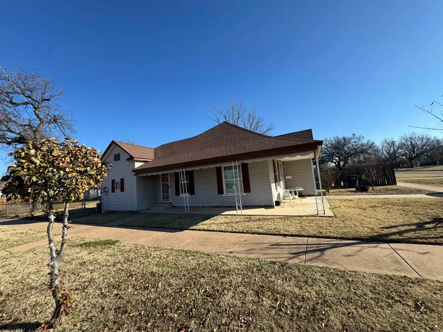 802 E Oklahoma, Enid, OK 73701 - Image #3