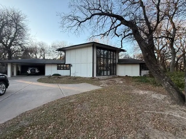 40 Woodlands Dr, Enid, OK 73703 - Image #1