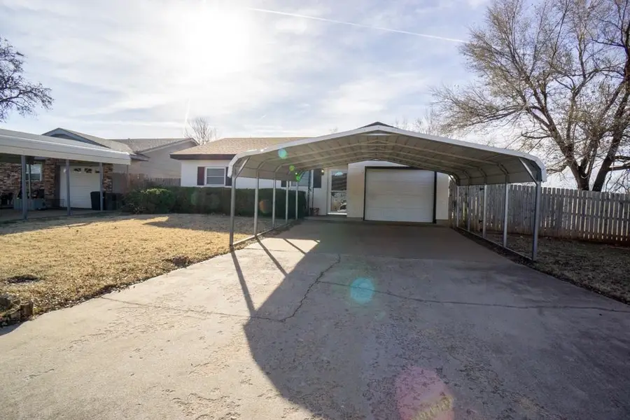 2627 Madison Ave, Woodward, OK 73801 - Image #2