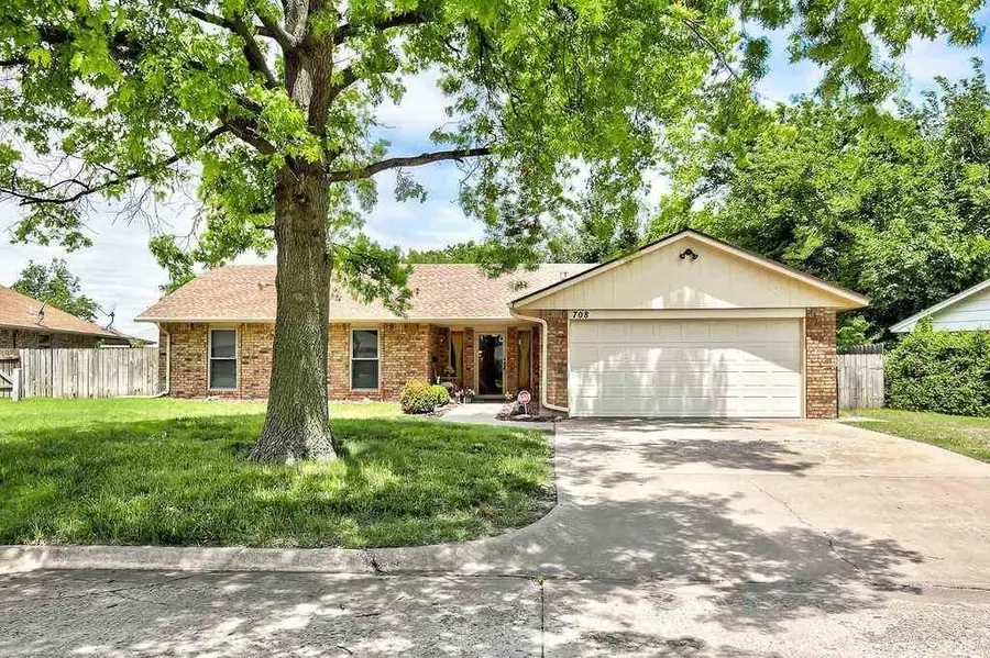 708 Canary, Enid, OK 73703 - Image #2