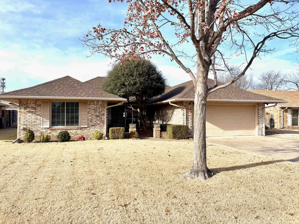 714 Canary, Enid, OK 73703 - Image #1