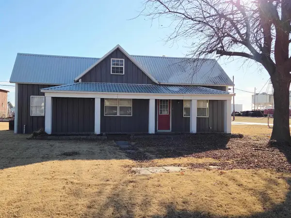201 E 2nd, Lahoma, OK 73754