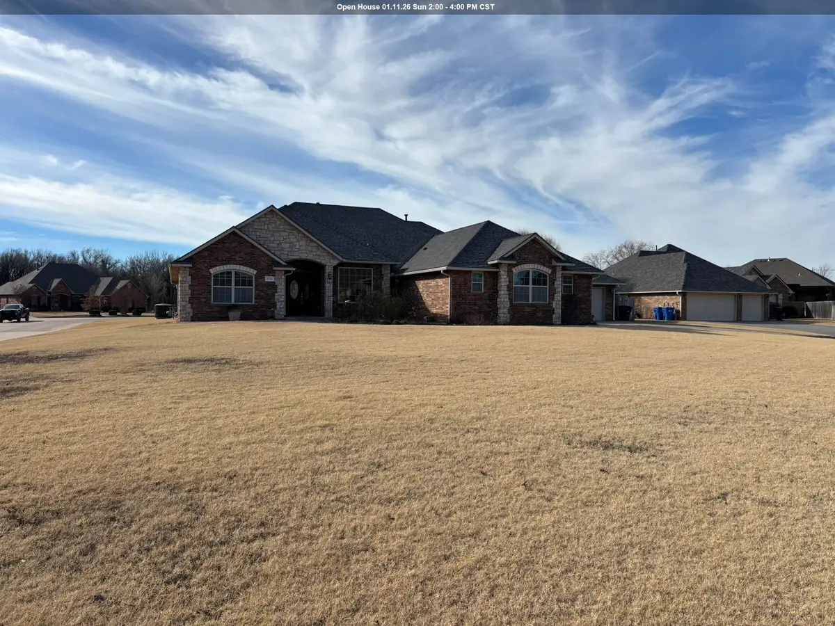 4525 Starlight Circle, Enid, OK 73703 - Image #1
